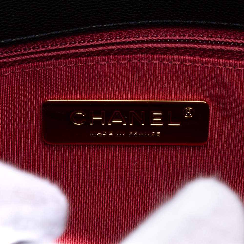 Chanel Classic 19 Flap Large - Picture 10 of 11